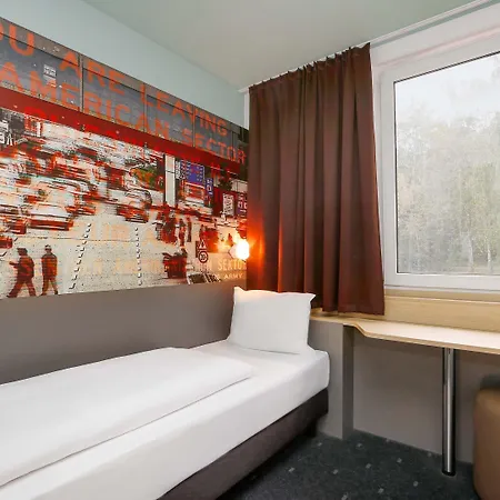 Hotel Berlin-dreilinden 3*