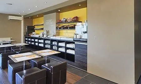 Berlin-dreilinden فندق كلاينماخنو