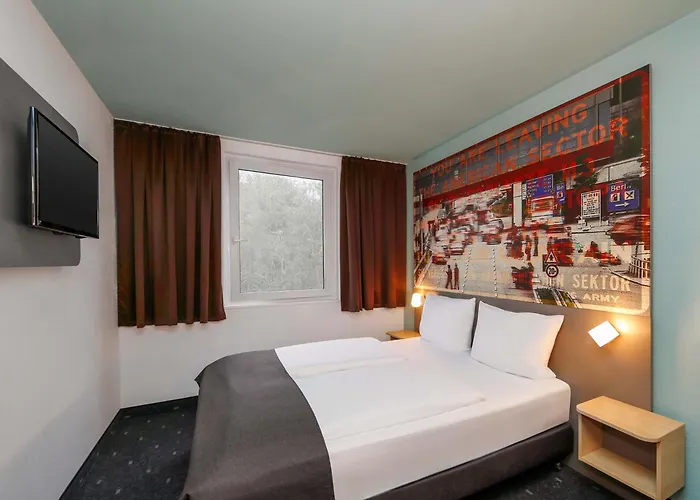 فندق Berlin-dreilinden 3*