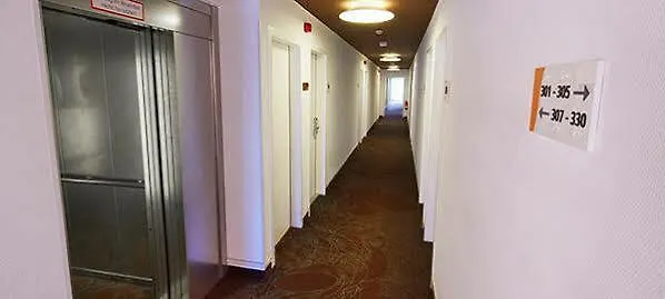 Hotel Berlin-dreilinden 3*